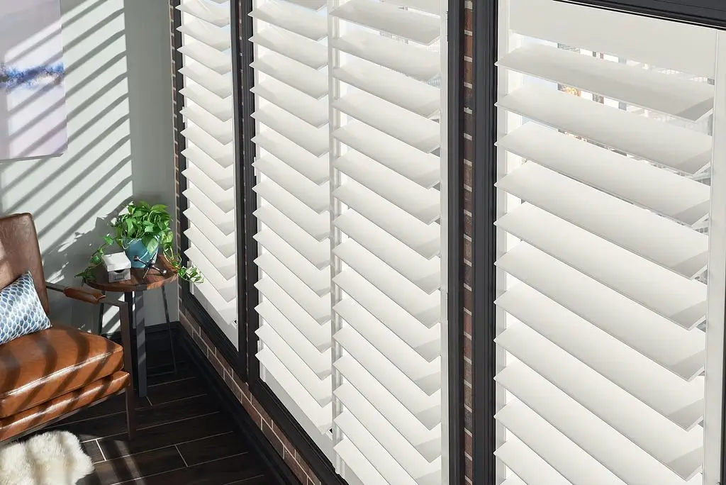 graber wood shutters closeup
